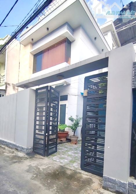 Nhà 3 Tầng - 9x14 - Cạnh Trung Tâm Quận 7 - Nhỉnh 5 Tỷ