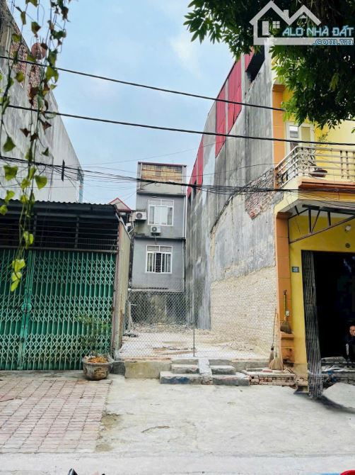 Bán lô Đất đọ xá .phường Ninh xá dt 72m2 mặt 4m  tây bắc  giá bán 5.2 tỷ
