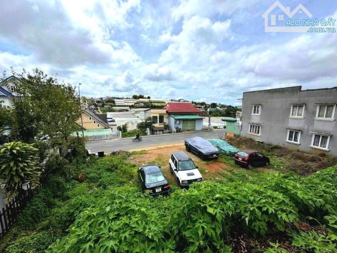 Bán đất biệt thự mặt tiền khu dân cư trung tâm Đà Lạt, đi chợ đêm khoảng 5p