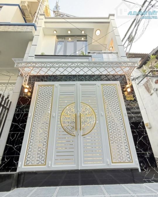 Nhà Phố 2 Tầng - 100m2 SD - Cạnh Trung Tâm Quận 7 - Nhỉnh 4 Tỷ