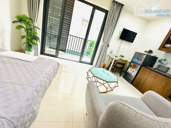 Cho Thuê CCMN Ngõ 44 Trần Thái Tông Dịch Vọng Hậu Cầu Giấy 33m2 Studio Ban Công Thang Máy