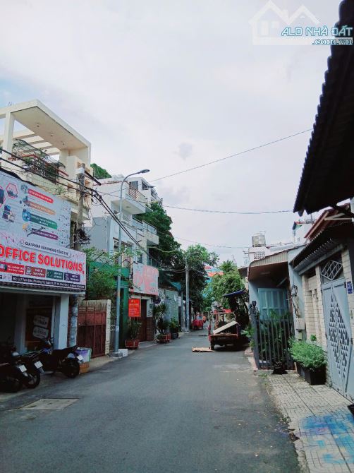 NHÀ HẺM XE HƠI ĐƯỜNG TÔ HIẾN THÀNH QUẬN 10, DT: 94.5M2 (10X12), KC: TRỆT, 4 LẦU, GIÁ: 25.5