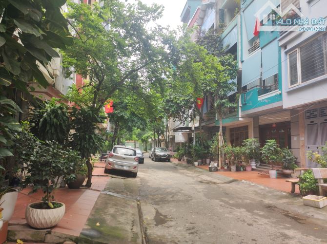 Bán gấp! Đấu giá Kiến Hưng 51m2, MT 4m, ô tô tránh, vỉa hè, nhỉnh 12 tỷ