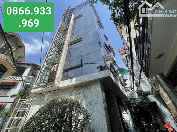 BÁN TÒA CĂN HỘ DỊCH VỤ TRUNG TÂM CẦU GIẤY, 110M2 8 TẦNG+HẦM, 31 PHÒNG KK DOANH THU KHỦNG.