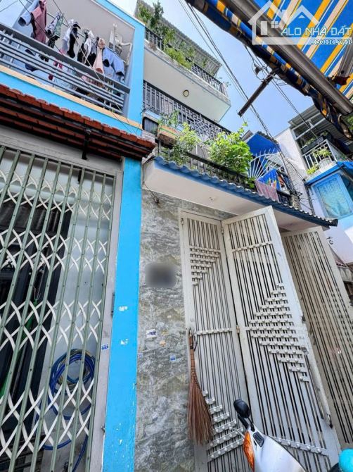 Bán nhà 3 tầng hẻm Liên khu 8-9, Bình Tân. 4x11m, 5PN, 3.5 tỷ, sổ hồng.