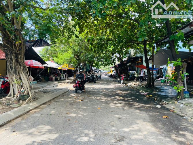 Bán nhà mặt tiền đường trần bích san dt 136 m2 mặt tiền 5m sâu 27m gần chợ kinh doanh tốt