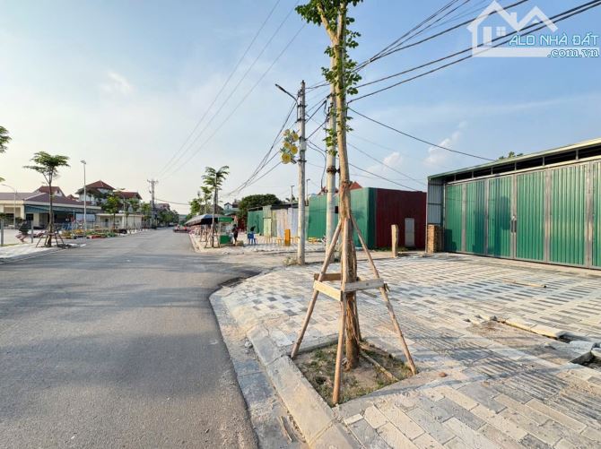 💥BÁN ĐẤT TẶNG NHÀ - ĐƯỜNG Ô TÔ VÀO ĐẤT – GẦN KCN BẮC THĂNG LONG –GIÁP VỚI ĐƯỜNG VÕ VĂN KI
