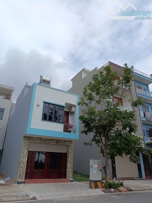 Bán nhà -MP Doãn Khuê,Vị trí đẹp,ô tô đỗ cửa,MP KD sầm uất,giá rẻ,DT:81m,Giá:7,4 tỉ