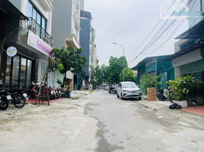 🔥🔥 SIÊU PHẨM PHÂN LÔ Ô TÔ TRÁNH – KINH DOANH SẦM UẤT – XÂY TÒA VĂN PHÒNG ĐỈNH 🔥🔥
