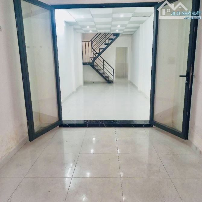 NHÀ HẺM XE HƠI ĐỖ CỬA - 3 TẦNG  – 3 PN -  NHỈNH 5 TỶ - KHU SẦM UẤT ÂU DƯƠNG LÂN P2 - Q8