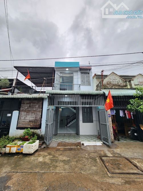 2,95Tỷ TL🔥Bán nhà 1 trệt 1 lầu, gần trung tâm y tế Dĩ An 600m, p.Tân Đông Hiệp, Tp.Dĩ An