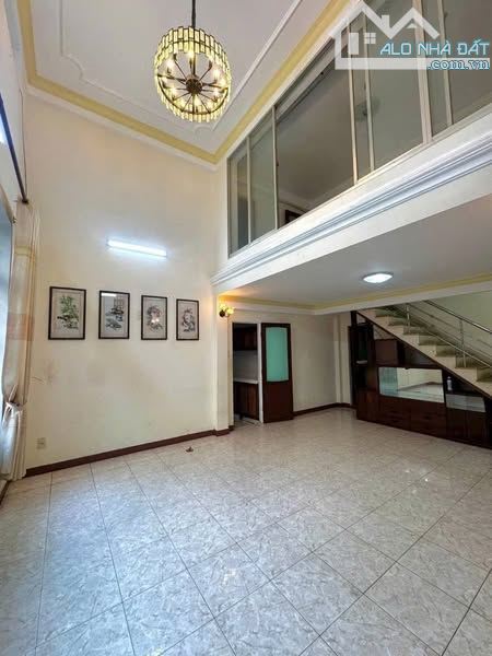 💥 BÁN GẤP NHÀ 2,5 TẦNG 2 MẶT KIỆT TRUNG TÂM LÝ TỰ TRỌNG – HẢI CHÂU- VỊ TRÍ VÀNG
