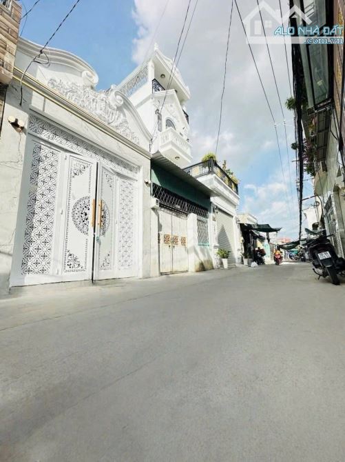 NHÀ MỚI ĐẸP MẶT TIỀN KINH DOANH BUÔN BÁN - ĐƯỜNG ĐÀO TÔNG NGUYÊN - NHÀ BÈ  💵 Giá: 4 Tỷ 68