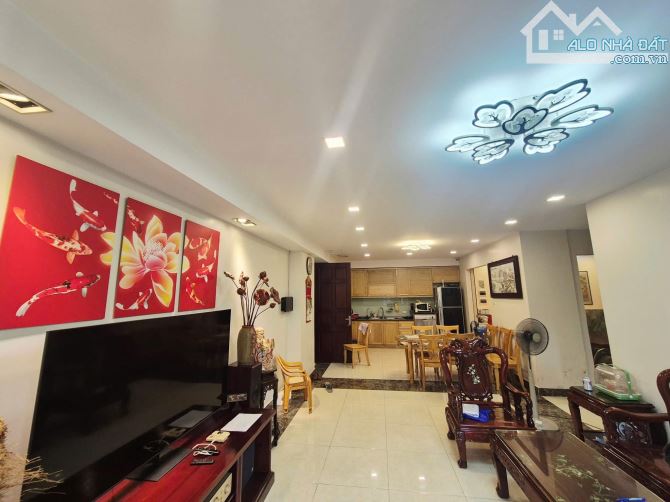 nhà mới 46.6m² – 6 tầng thang máy – pháo đài láng – trung tâm đống đa – 6 tỷ