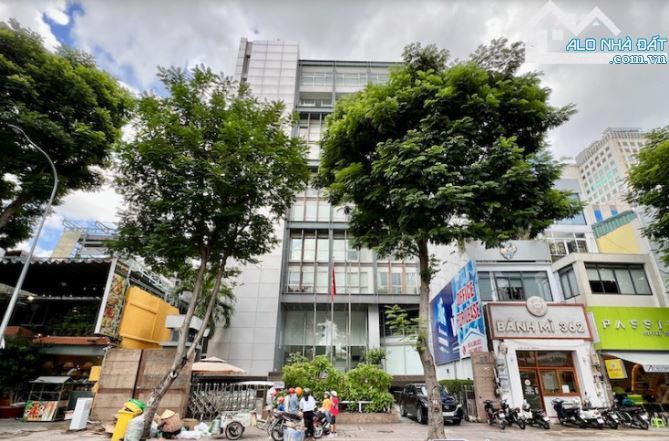 Tòa nhà văn phòng MT Nguyễn Đình Chiểu, Q.1, 10x27m, Hầm + 8 Tầng - HĐT: 379 triệu, 90 tỷ