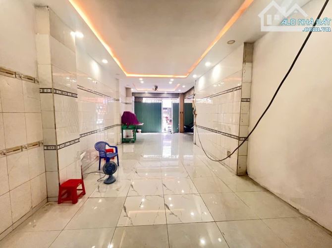 BÁN GẤP TRONG THÁNG – ĐÔNG HỒ – 5.73x25 – 2 TẦNG – 22 TỶ