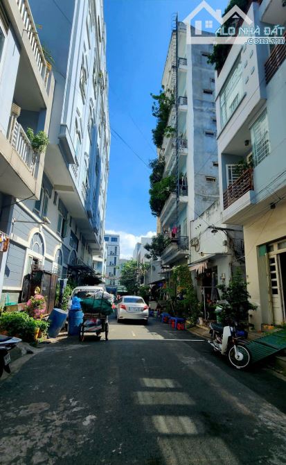 NHÀ GẦN LÝ PHỤC MAN, QUẬN 7, 6X10m, 4TẦNG, HẺM XE HƠI, NHỈNH 10 TỶ