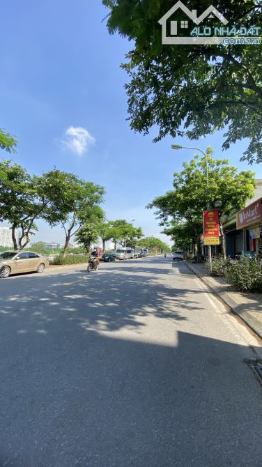 Đất đẹp - Trung tâm Phúc Lợi - ô tô - kinh doanh., 60m2 ,