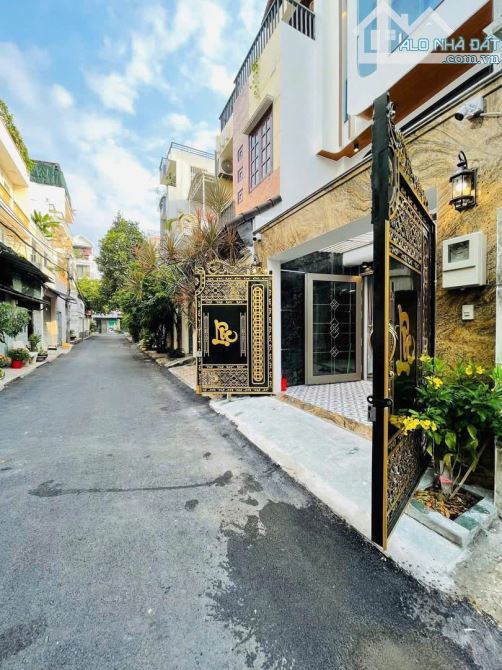 Siêu Phẩm 5Tầng THANG MÁY Full Nội Thất -60M²- Đường 6M Thông