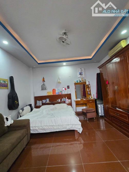 57m² Hương Lộ 2 – Hẻm Xe Hơi 7m – Vị Trí VIP – 3.9 Tỷ