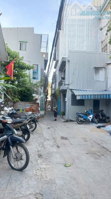📌📌📌LÀM VIỆC TRỰC TIẾP GIÁ TỐT !!! Nhà 3 tầng kiên cố kiệt 404/ Hùng Vương