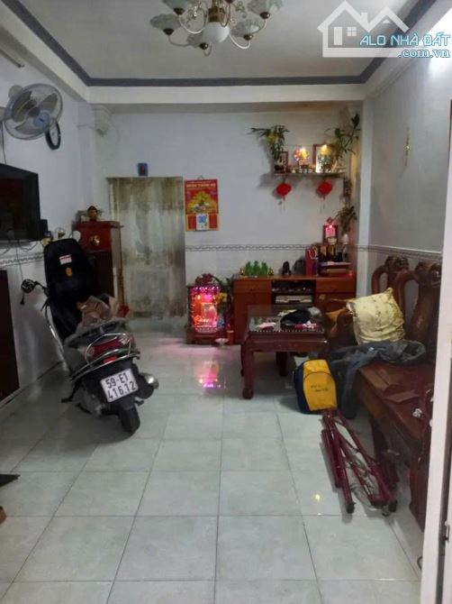 BÁN NHÀ  HẺM XE HƠI NGUYỄN ĐÌNH CHIỂU, P4- QUận 3 – 7.2 TỶ còn TL- Trả LÀ CHỐT-(3.4 x 10m)