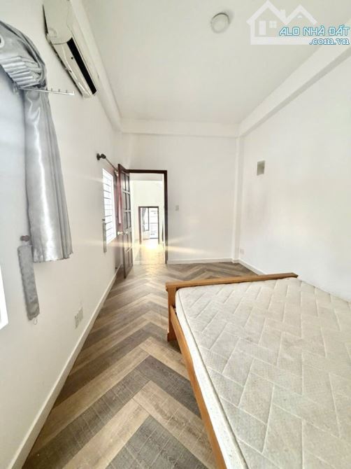 Gấp Bán! Nhà gần cầu Thị Nghè - Nguyễn Văn Lạc - 50m2 - 4 tầng 6PN - 9 tỷ -P.19 Bình Thạnh