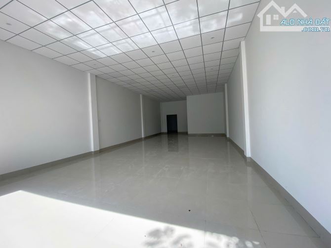 Cần bán nhà mặt tiền đường 30/4 Phường 3, TP Tây Ninh