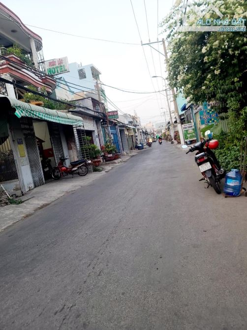 Bán đất đường Trần Đại Nghĩa, Vòng Xoay An Lạc, 5X31M, Hẻm xe hơi, Giá bao đầu tư.