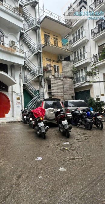 💥THẾ THƯỢNG PHONG: Giảng Võ 37m2, ôtô dừng đỗ, MT quyền lực nhất khu, cho thuê, gần phố