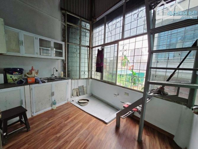 SIÊU PHẨM HOÀNG HOA THÁM – NHÀ ĐẸP LONG LANH – FULL NỘI THẤT – 4 CHỖ ĐỖ CỔNG – SÂN VƯỜN
