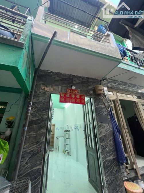 Bán nhà đẹp gần Tên Lửa 12,6 m2 1,85 tỷ