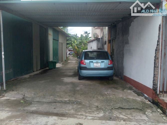 Bán đất Thượng Thụy 42m2 mặt tiền 4.5 m2 giá  3.98 tỷ 2 mặt ngõ ô tô.