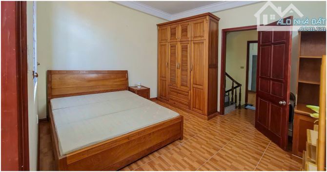 Cần cho thuê nhà riêng ngõ 199 Hồ Tùng Mâu, Bắc Từ  Liêm, HN. Dt 50m2 x 5 tầng, giá 21tr