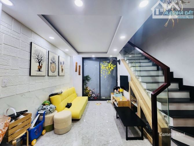 🏠BÁN NHÀ MỚI XÂY 5 TẦNG - VỊ TRÍ TRUNG TÂM - TRẦN CAO VÂN P.12 - SÁT HXT - CHỈ VỚI 5 TỶ