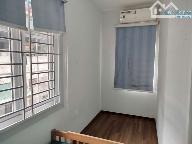 Cho thuê nhà 3 tầng, 25m2, Hai Bà Trưng,Hoàn Kiếm ,Hà Nội ,25m x 3 tầng giá 12tr
