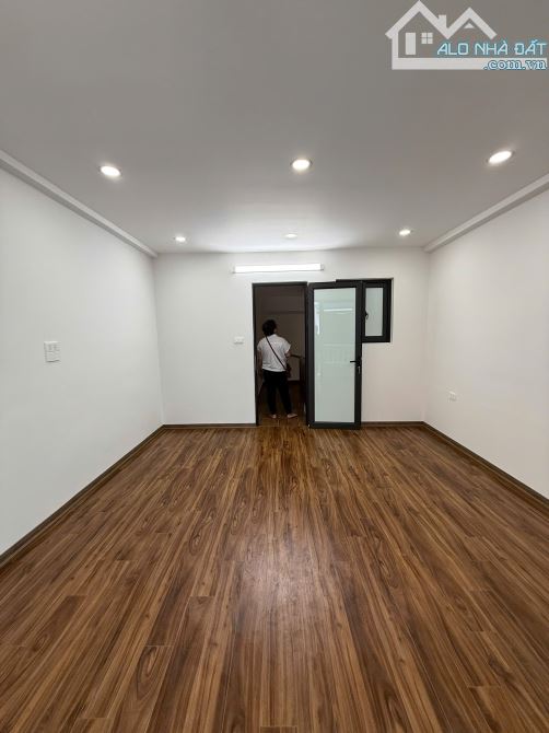 Tôi chính chủ bán nhà 5 tầng ngõ 381 nguyễn khang cầu giấy - 10