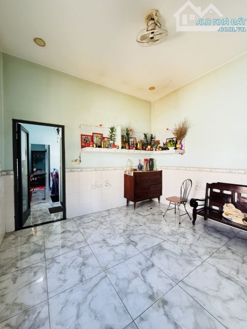 Bán nhà mặt tiền khu Bắc Hải - 98m2 - nở hậu - vị trí vàng - 1 đời chủ - 10