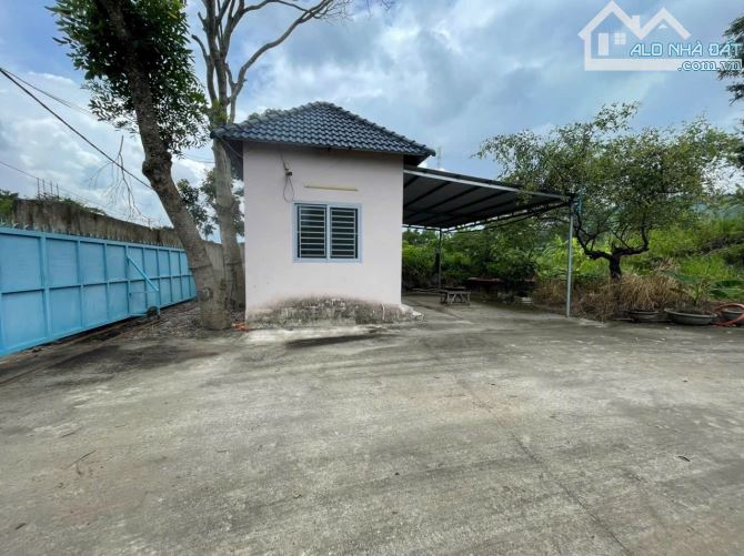 Chuyển nhượng nhà xưởng với diện tích 9.900m2 .... Chủ cần bán gấp hạ 10tỷ ( giá cũ 35ty) - 11
