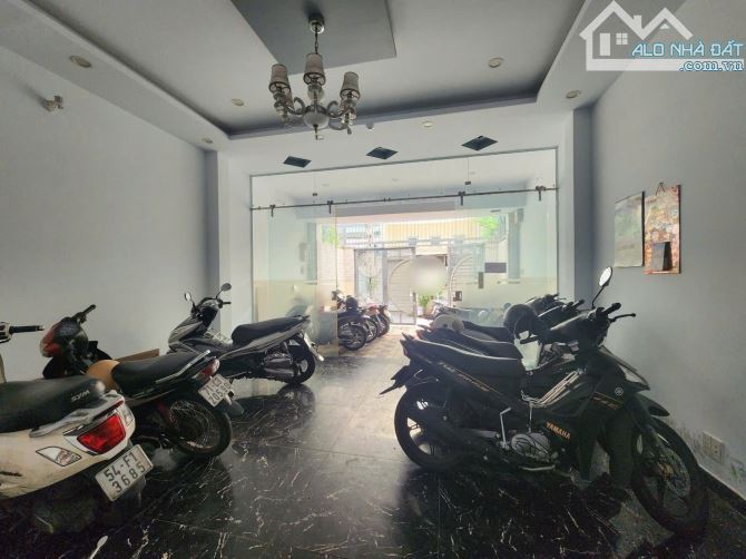 Căn hộ dịch vụ - Dòng tiền khủng 112TR/th .98m 5 tầng,hẻm 3 gác - 1