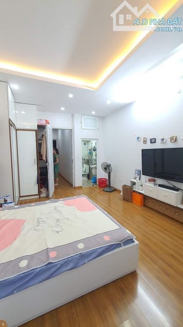 NHÀ ĐÔNG NGẠC – GẦN PHỐ – 49M² x 4 Tầng - Sổ Đỏ Sẵn - 7,2 TỶ - 1