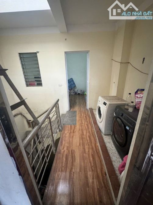 Bán gấp nhà Quang Tiến 70m², 5 tầng – Ngõ thông, ô tô tránh, giá tốt - 1