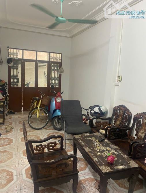 CHỦ THỞ Ô XI CẦN BÁN GẤP - NHÀ 3 TẦNG TẠI YÊN VIÊN - PHÙ ĐỔNG - 1