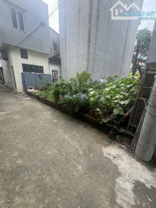 LÔ ĐẤT TẬP THỂ BINH ĐOÀN YÊN NGHĨA- CẠNH KHU B- NGÕ THÔNG Ô TÔ DT 48M GIÁ HƠN 6 TỶ - 1