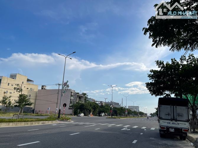 ĐẠI LỘ MINH MẠNG TRỤC HUYẾT MẠCH SƠN THỦY, DT 102 M2 ĐÔNG NAM GIÁ 12,5 TỶ - 1