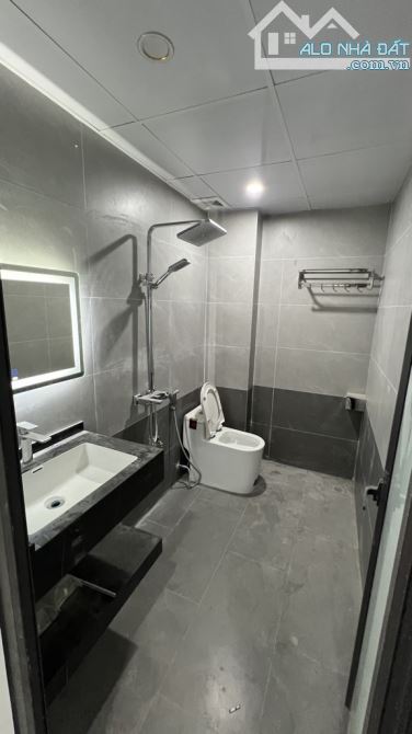 Bán nhà Tây Mỗ, gần Vin Smart, 60m2, 5 tầng, thang máy, gần ô tô, chỉ hơn 7 tỷ - 1