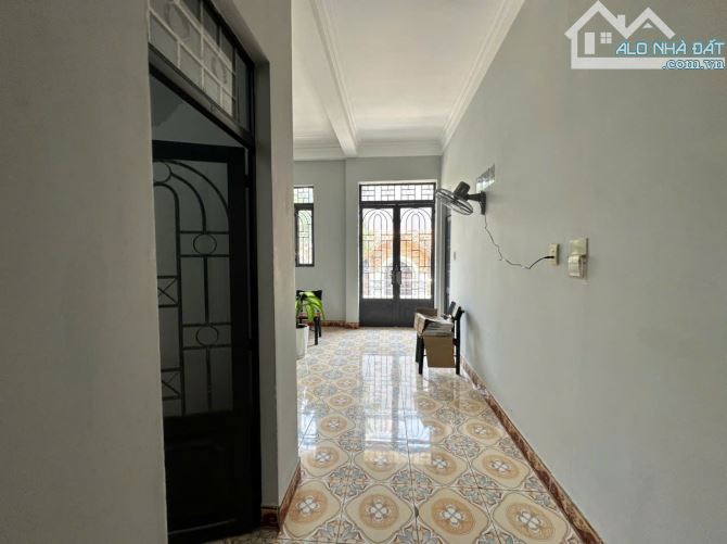 Bán toà nhà căn hộ dịch vụ đường Ung Văn Khiêm, giá chỉ 148tr/1m2 doanh thu 140tr/1 tháng - 1
