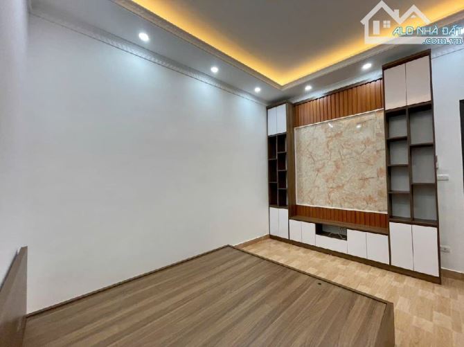 Bán nhà phố trương định 57m2 4 tầng còn mới  – mặt ngõ gần ô tô  - giá 9.5 tỷ - 1