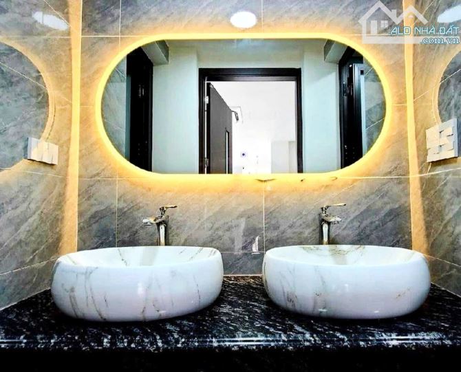 NGUYỄN CHÍ THANH_VỊ TRÍ VÍP MẶT PHỐ VÍP_VỊ TRÍ VÀNG KD_9T THANG MÁY_DÒNG TIỀN TRÊN 100Tr/T - 1
