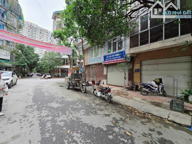 🔥🔥NGÔ THÌ NHẬM CỰC HIẾM - PHÂN LÔ - KINH DOANH - TRƯỚC NHÀ RỘNG THOÁNG - MẶT TIỀN NÕN NÀ - 1